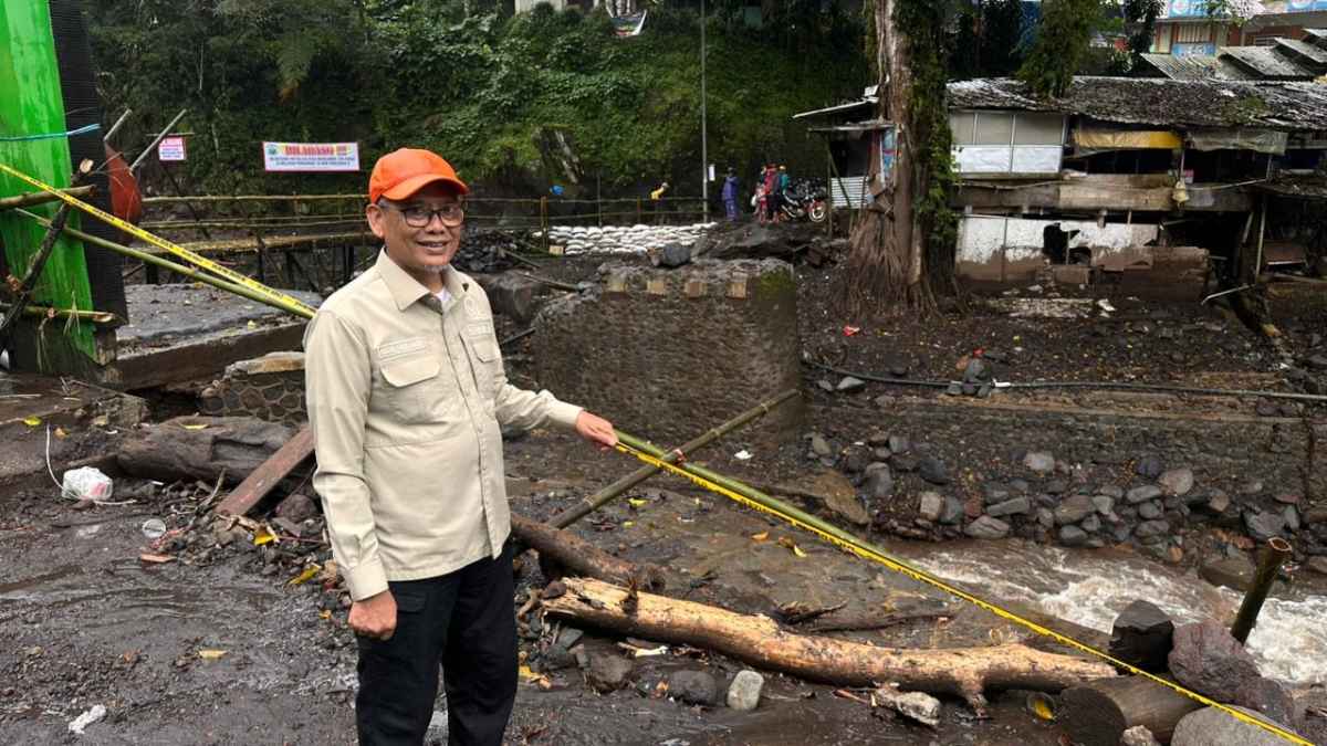 DPR Desak Revitalisasi Wisata Guci Tegal, Kembalikan Akses Pancuran 13 Jadi Gratis!