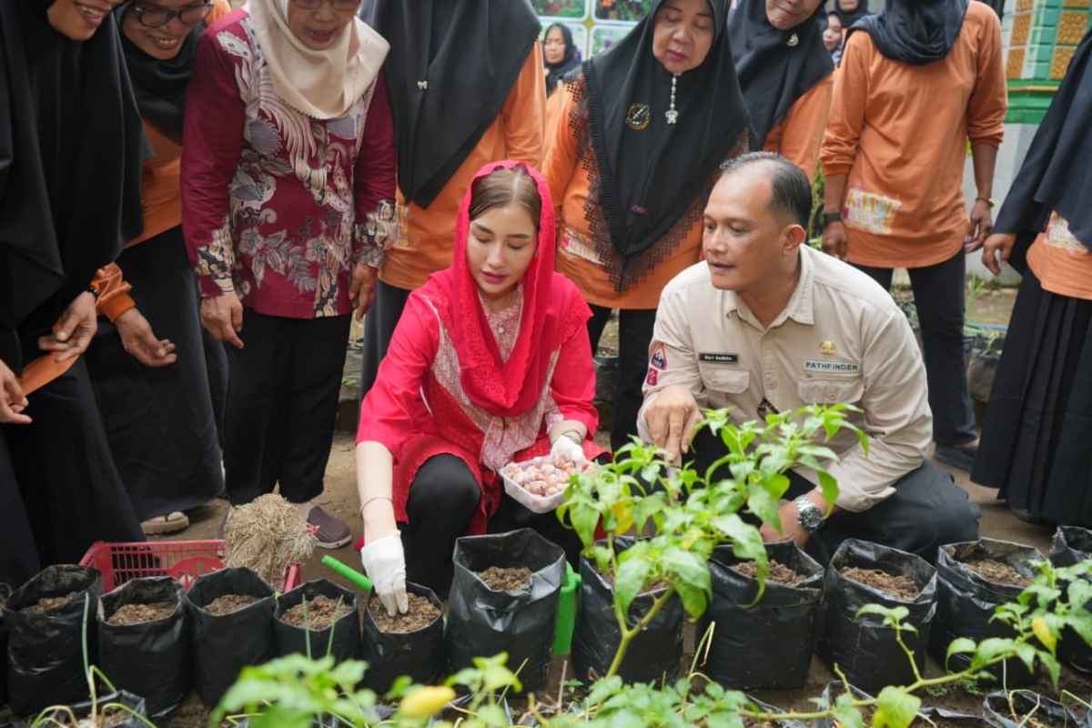 Komisi VII DPR: Perempuan Trenggalek Jatim Jadi Motor Zero Sampah dan Ketahanan Pangan