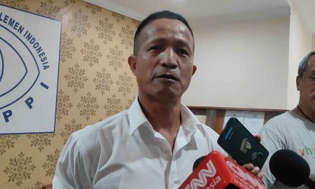 Pejabat BEI-OJK Mundur Karena Moral, Formappi: Para Tersangka Anggota DPR Tak Mau Mundur?