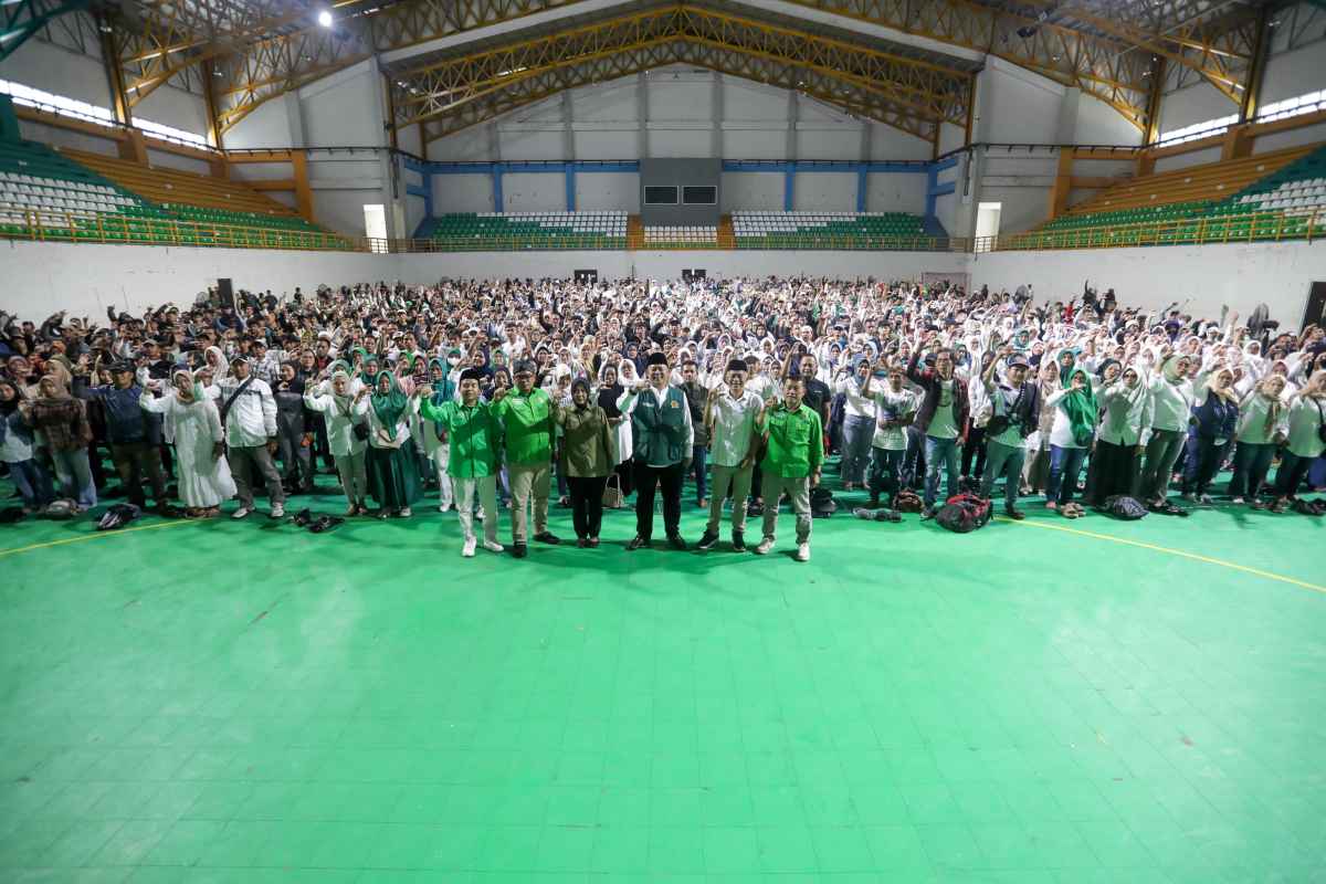 Temui 2.500 Konstituen, Wakil Ketua DPR RI Cucun A. Syamsurijal Serukan Persatuan dan Keamanan Jelang Idul Fitri 1447 H Temui 2.500 Konstituen, Wakil Ketua DPR RI Cucun A. Syamsurijal Serukan Persatuan dan Keamanan Jelang Idul Fitri 1447 H