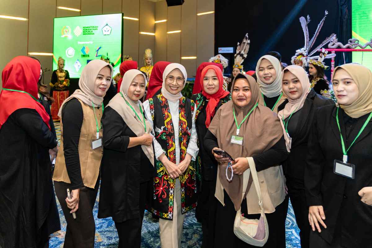 Ketua Komisi X DPR Hetifah Dukung Permen Komdigi No. 9 Tahun 2026: Langkah Penting Lindungi Anak dan Pelajar di Ruang Digital