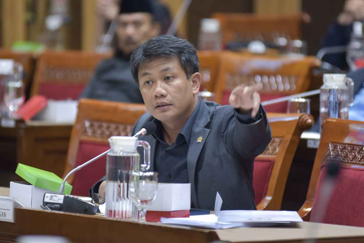 Bonnie Triyana Komisi X DPR Tegaskan RUU Sisdiknas Harus Dorong Guru Sejahtera
