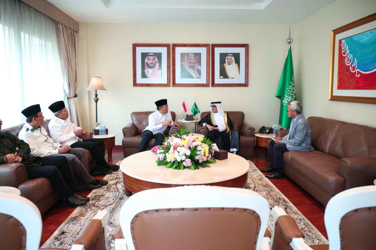 PBNU Temui Dubes Saudi, Dorong Diplomasi Hentikan Konflik Timur Tengah PBNU Temui Dubes Saudi, Dorong Diplomasi Hentikan Konflik Timur Tengah