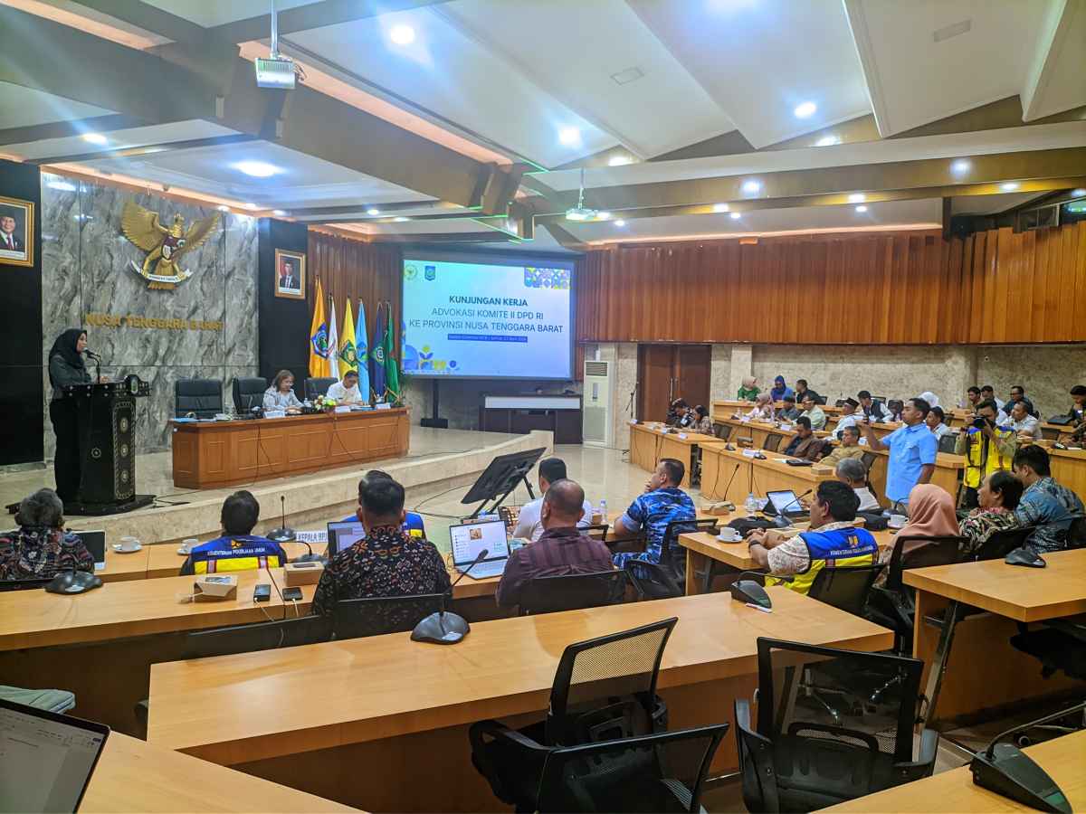Komite II DPD RI Dorong Percepatan Penanganan Jalan Waduruka–Pusu–Kerampi–Sarae Ruma, Soroti Kesiapan Daerah dan Akses Layanan Dasar Komite II DPD RI Dorong Percepatan Penanganan Jalan Waduruka–Pusu–Kerampi–Sarae Ruma, Soroti Kesiapan Daerah dan Akses Layanan Dasar