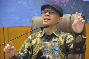 Dialektika Demokrasi "Memperkuat Kedaulatan Bangsa di Era Dinamika Persaingan Global"