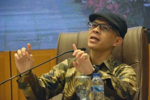 Dialektika Demokrasi "Memperkuat Kedaulatan Bangsa di Era Dinamika Persaingan Global" Dialektika Demokrasi "Memperkuat Kedaulatan Bangsa di Era Dinamika Persaingan Global"