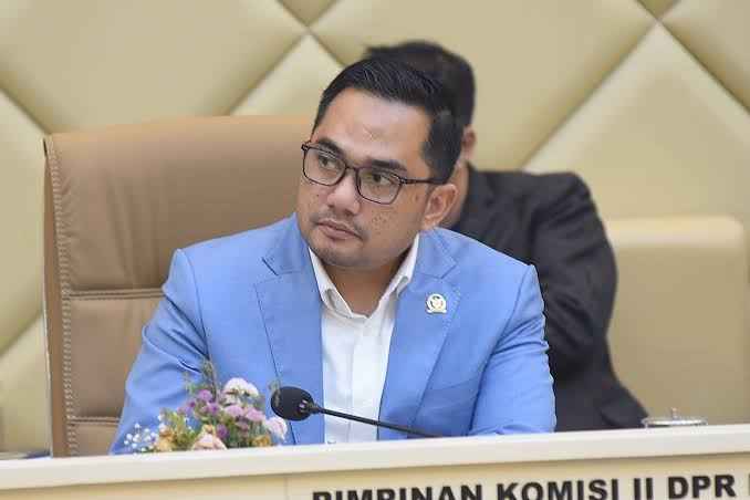 Komisi II DPR Dorong Revisi UU Adminduk, Fondasi Utama Perbaikan Layanan Publik Terpadu Komisi II DPR Dorong Revisi UU Adminduk, Fondasi Utama Perbaikan Layanan Publik Terpadu