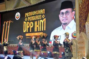 Pengukuhan Pengurus DPP Ikatan Keluarga Minang Periode 2025–2030 Pengukuhan Pengurus DPP Ikatan Keluarga Minang Periode 2025–2030