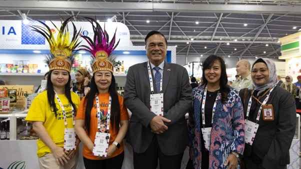 UMKM Binaan BRI Berhasil Tembus Pasar Global di Ajang FHA Singapura 2026 UMKM Binaan BRI Berhasil Tembus Pasar Global di Ajang FHA Singapura 2026