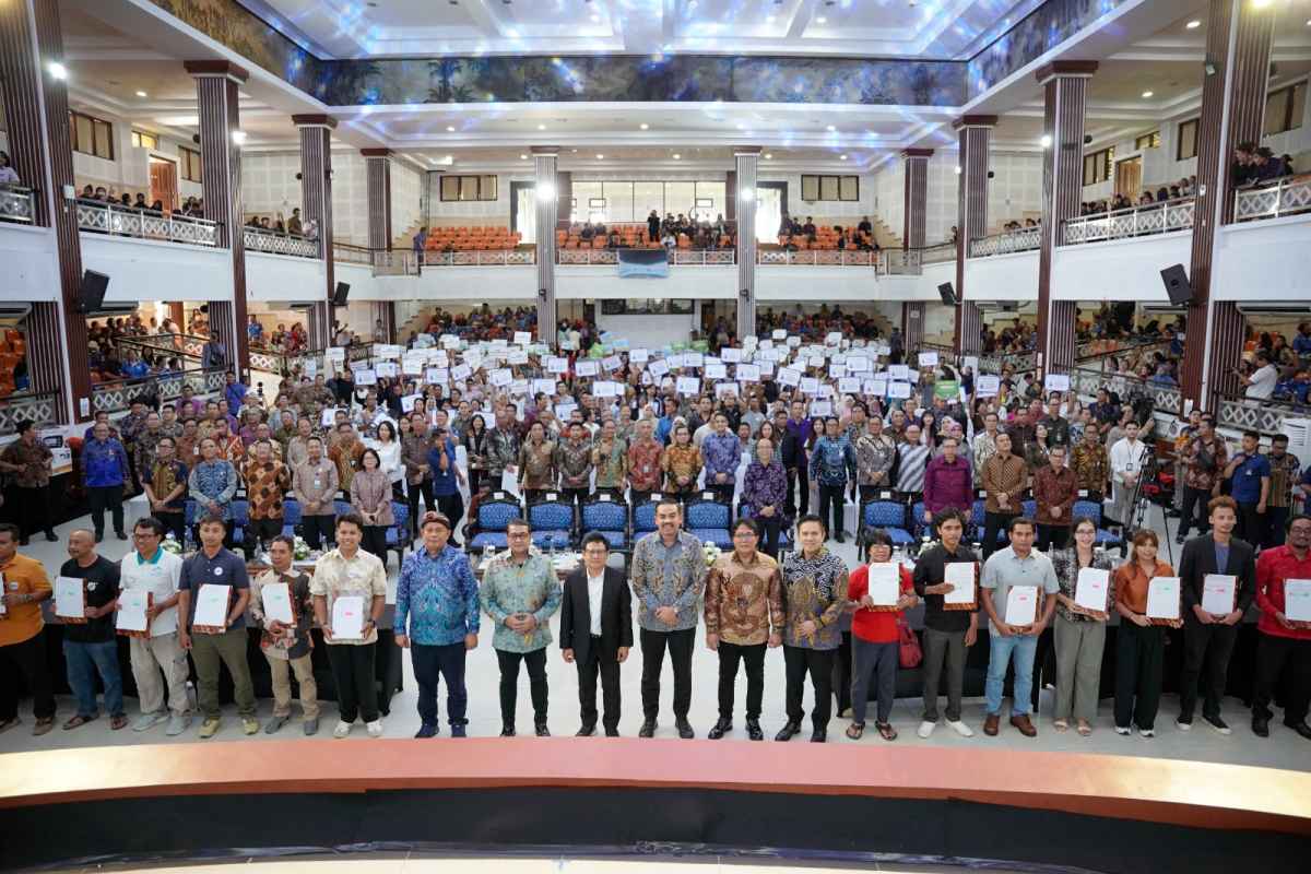 BRI bersama Pemerintah Dorong Penguatan Ekonomi Kreatif Melalui Akad Massal KUR 1.000 UMKM Bali