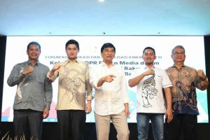 Kolaborasi Media Dan DPR Kawal Demokrasi