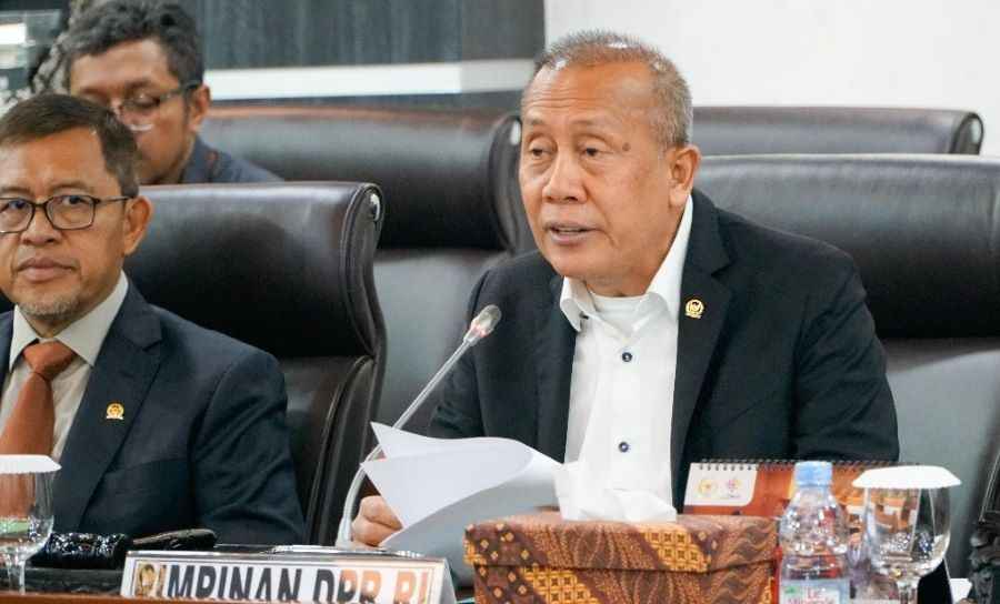 Seluruh Fraksi DPR Setujui RUU Perubahan UU Polri Jadi Usul Inisiatif DPR