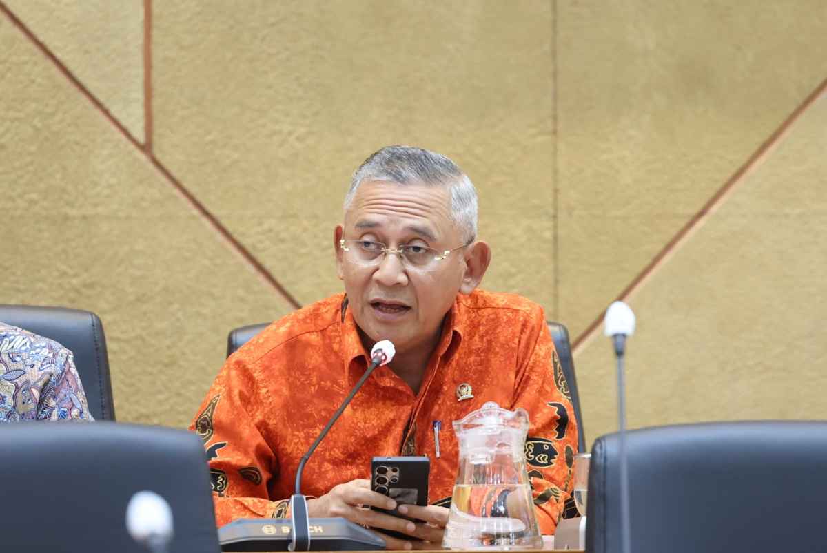 Komisi IX DPR Dorong Revisi UU Ketenagakerjaan Perkuat Perlindungan Pekerja Ojol dan Outsourcing Komisi IX DPR Dorong Revisi UU Ketenagakerjaan Perkuat Perlindungan Pekerja Ojol dan Outsourcing