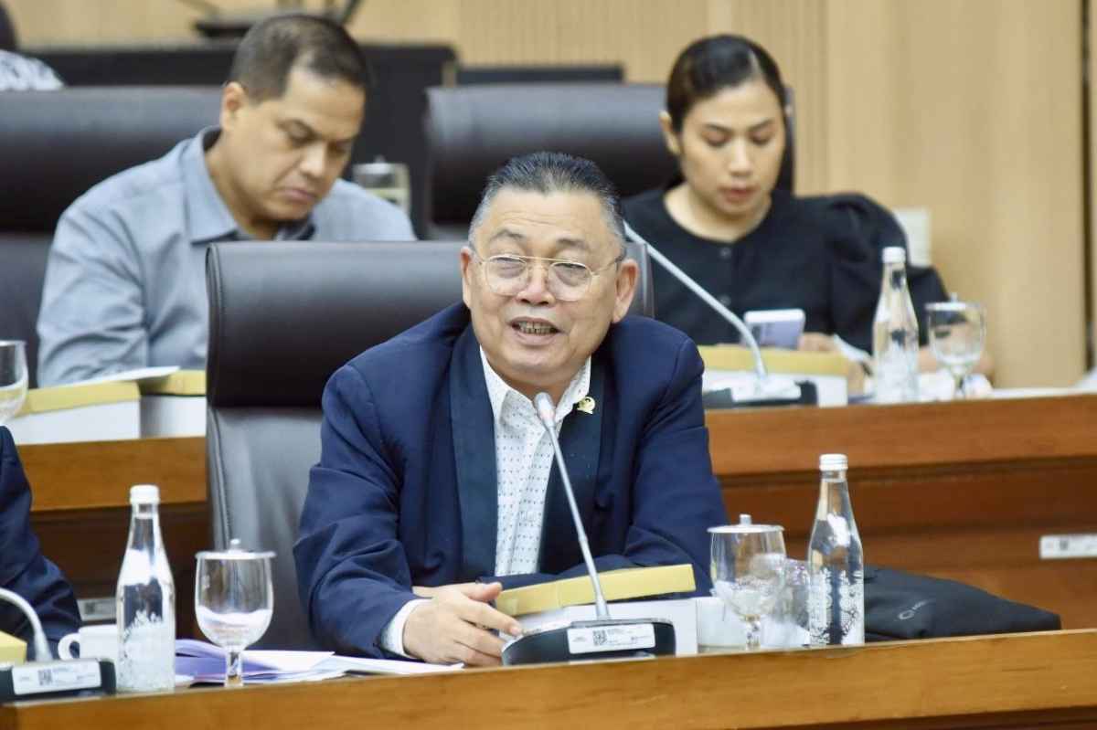 Komisi XII DPR: Investasi Harus Berdampak bagi Masyarakat, Bukan Sekadar Eksploitasi Alam Komisi XII DPR: Investasi Harus Berdampak bagi Masyarakat, Bukan Sekadar Eksploitasi Alam