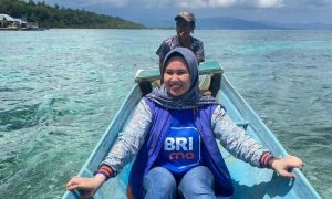Menerjang Ombak dari Pulau ke Pulau, Dedikasi Mantri Perempuan BRI Menjaga Akses Keuangan di Wilayah Kepulauan Sulawesi Tengah