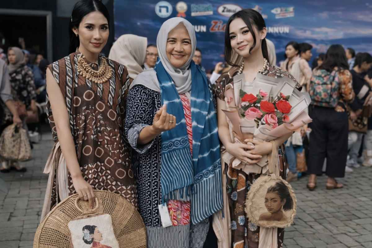 Berawal dari Pesanan Kerabat di Amsterdam, Mlatiwangi Kembangkan Tas Serat Alam hingga Tembus Pasar Internasional Berkat LinkUMKM BRI Berawal dari Pesanan Kerabat di Amsterdam, Mlatiwangi Kembangkan Tas Serat Alam hingga Tembus Pasar Internasional Berkat LinkUMKM BRI