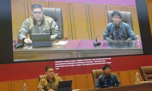 Dialektika Demokrasi dengan tema "Rencana Damai AS-Iran, dan Dampaknya Terhadap Negara Asia Termasuk Indonesia"