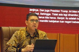 Dialektika Demokrasi dengan tema "Rencana Damai AS-Iran, dan Dampaknya Terhadap Negara Asia Termasuk Indonesia"