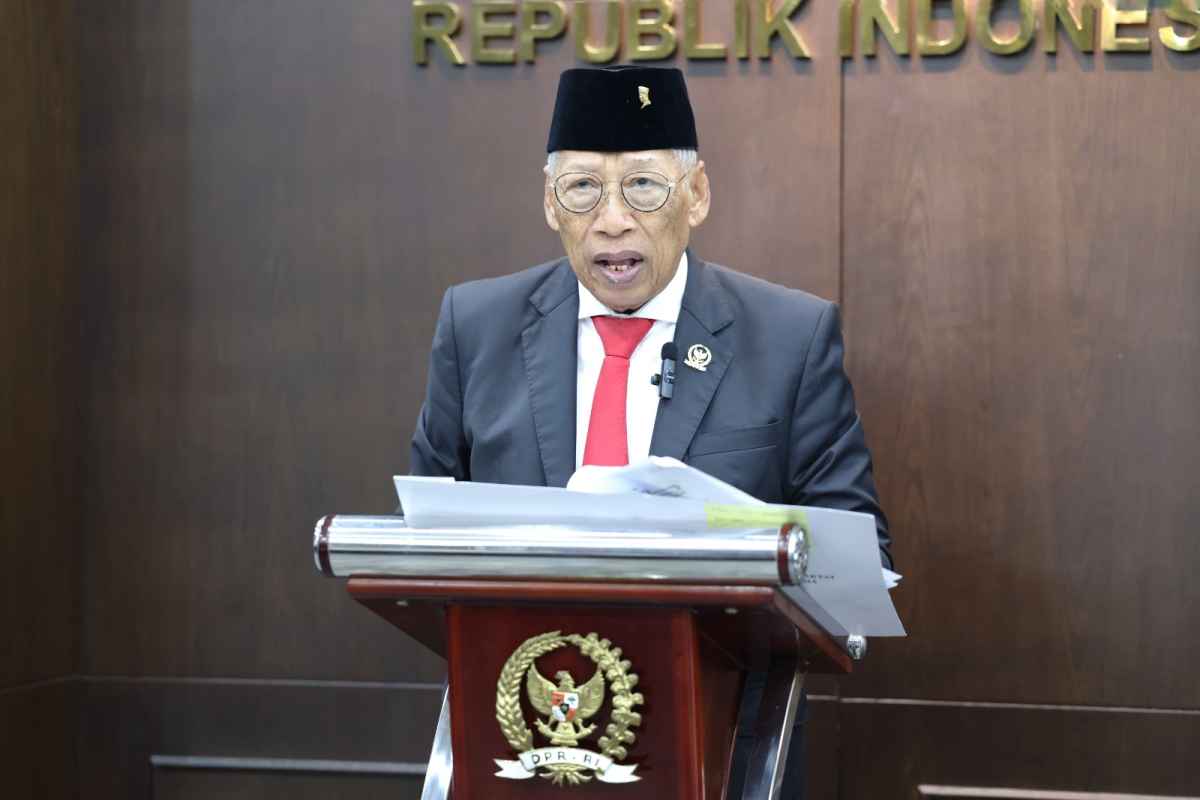 Tim Kuasa DPR: Ratifikasi Perjanjian Internasional Dinilai Perlu Kehati-hatian demi Kepentingan Nasional Tim Kuasa DPR: Ratifikasi Perjanjian Internasional Dinilai Perlu Kehati-hatian demi Kepentingan Nasional