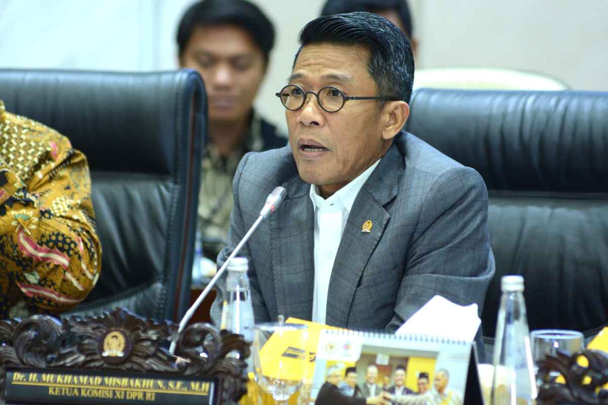 Komisi XI DPR Usul BPI Danantara Dilibatkan Bahas Asumsi Makro Negara Komisi XI DPR Usul BPI Danantara Dilibatkan Bahas Asumsi Makro Negara