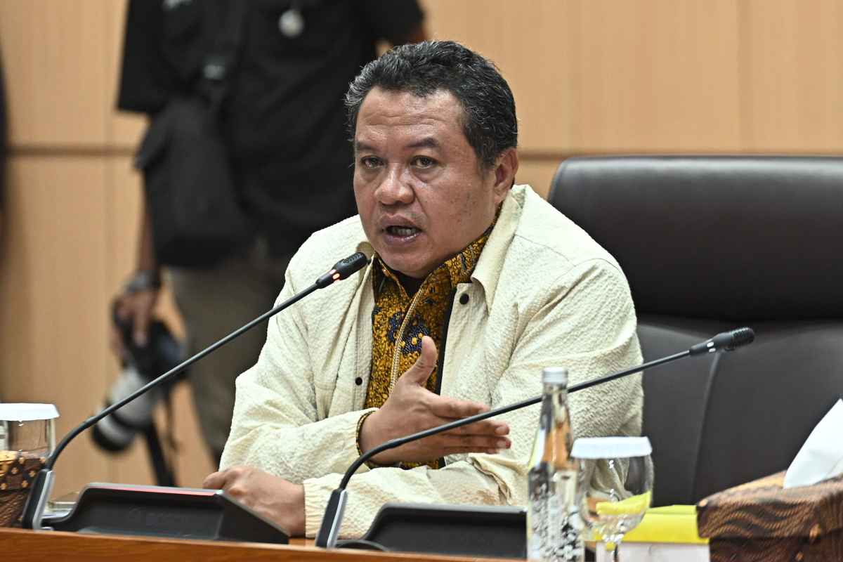 Wakil Ketua Komisi VII DPR: Eksibitor Pegang 3 Kendali Sekaligus, Praktik Ini Sangat Berbahaya bagi Industri Film RI Wakil Ketua Komisi VII DPR: Eksibitor Pegang 3 Kendali Sekaligus, Praktik Ini Sangat Berbahaya bagi Industri Film RI