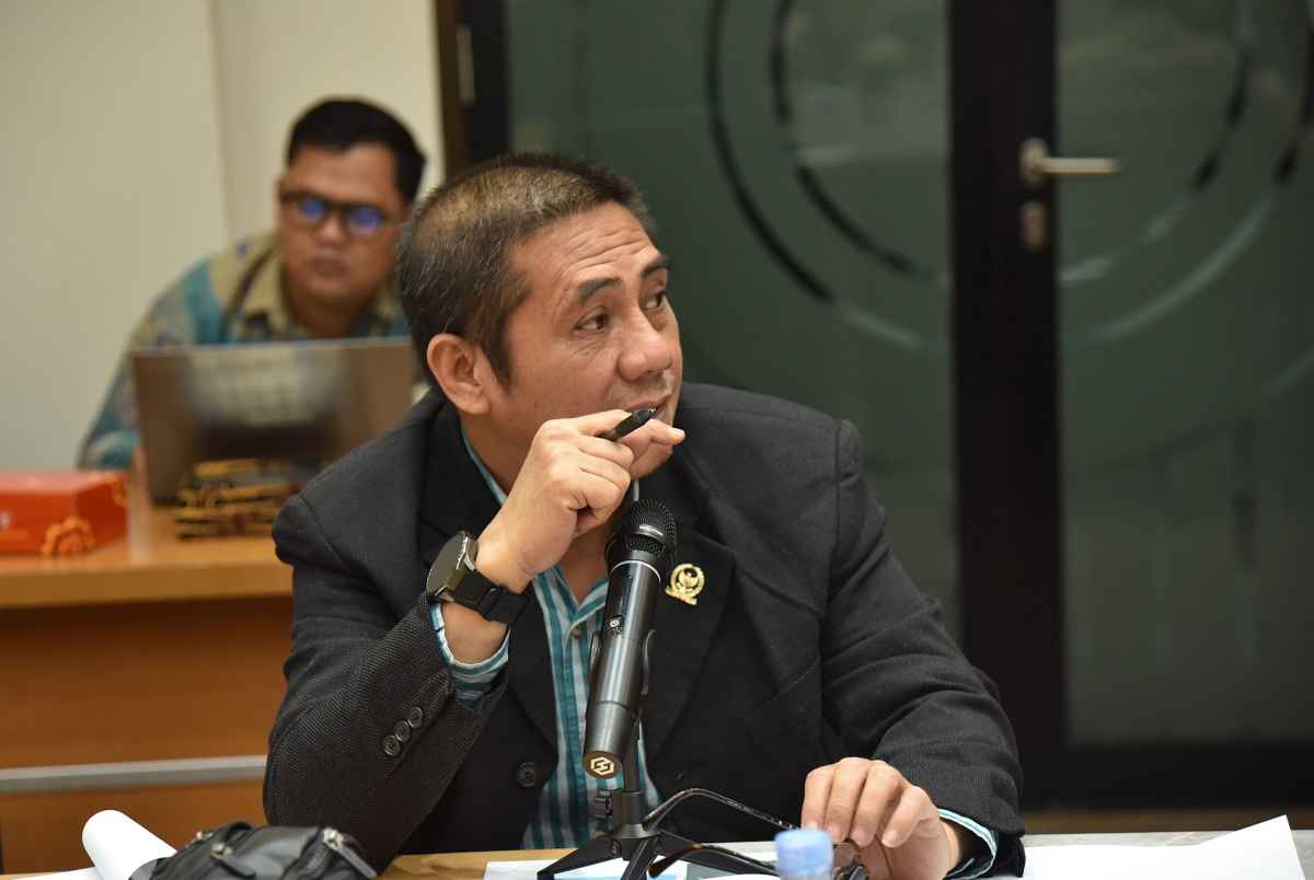 Komisi I DPR Minta TNI-Polri Perkuat Sinergi Tangani Begal Komisi I DPR Minta TNI-Polri Perkuat Sinergi Tangani Begal