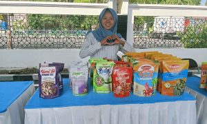 Kisah Rosyidah, Pensiunan PMI Berhasil Kembangkan Olahan Hasil Laut Berkat Pelatihan dari BRI Peduli
