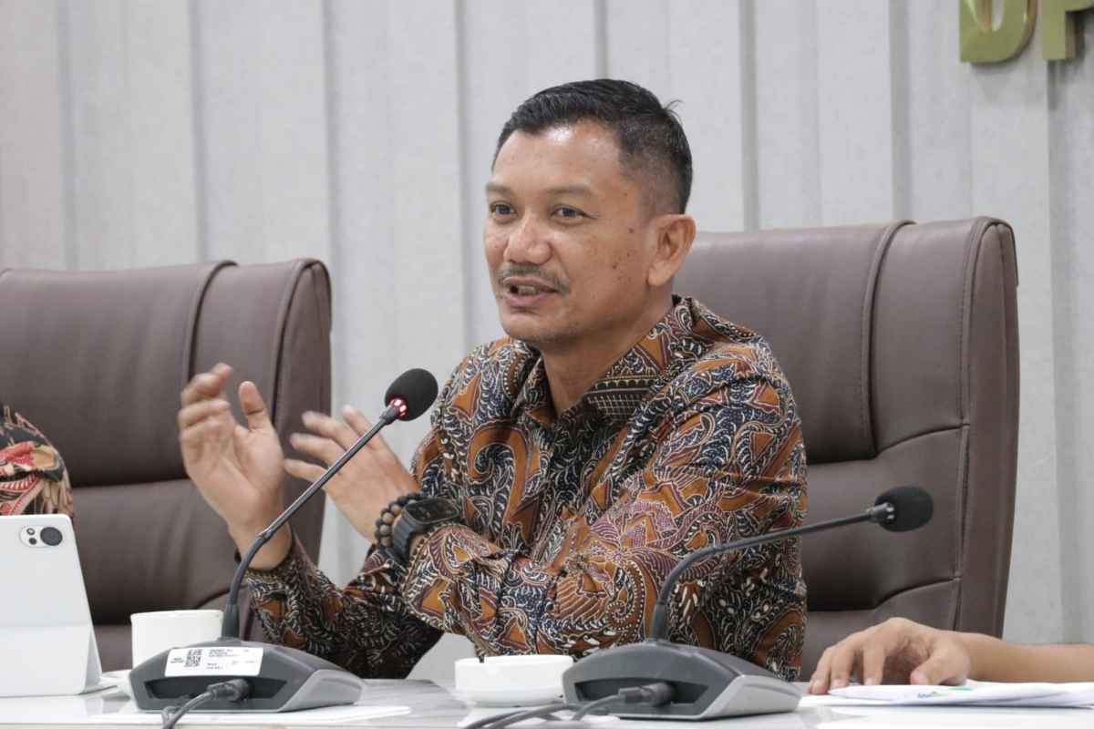 Komisi II DPR Sesalkan Penggunaan Helikopter KPU, Minta Sanksi Tegas