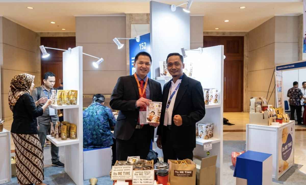 Jadi Nasabah BRI, Brownies Ketan Sidoarjo "Choco Chip" Tembus Pasar Global Jadi Nasabah BRI, Brownies Ketan Sidoarjo "Choco Chip" Tembus Pasar Global