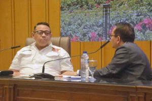 Dialektika Demokrasi "Komisi Ojol 8% Upaya Menjamin Kesejahteraan Ojek Online "